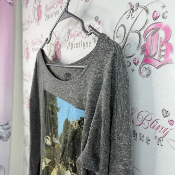 The Beatles long sleeve open back band tee grey Heather Gray Graphic Tee - Picture 3 of 13